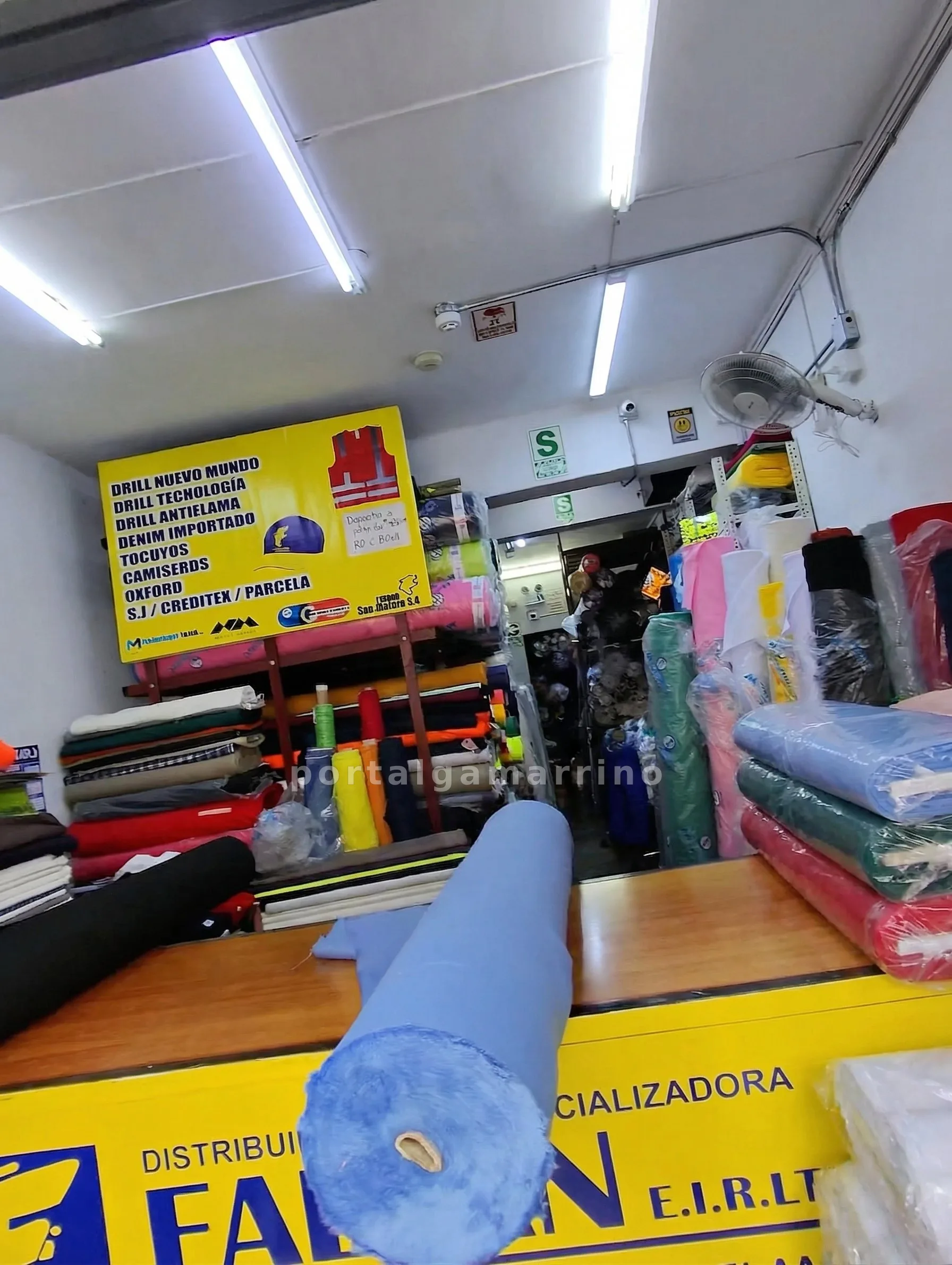 Tienda de Telas y Textiles Industriales Fabian · Telas · Tejido Plano — foto 3