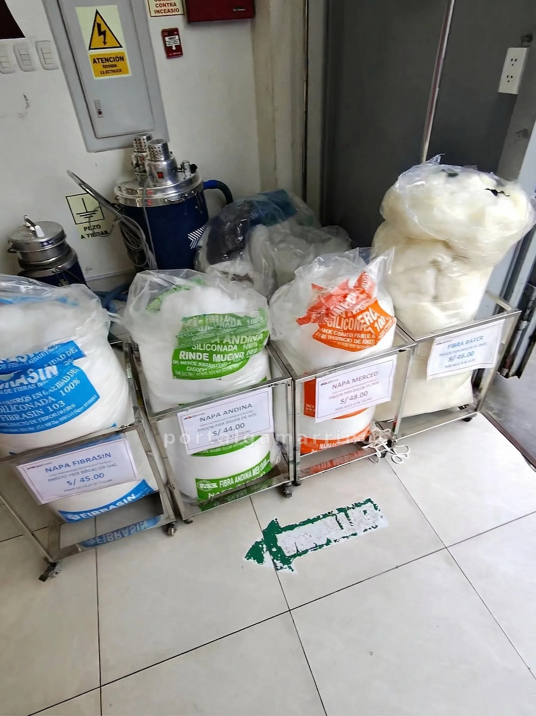 Fibrasin · Telas · Telas y Fibras para Peluches — foto 2