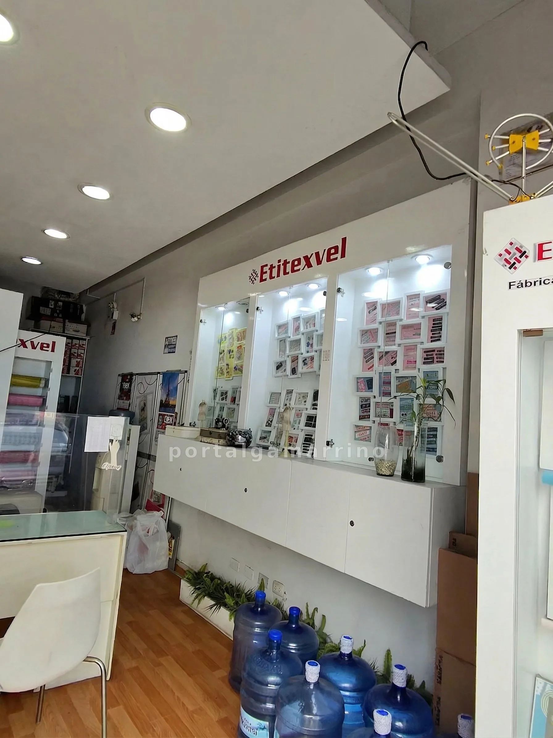 Tienda de etiquetas Etitexvel · Insumos para confección · Etiquetas y Placas — foto 2