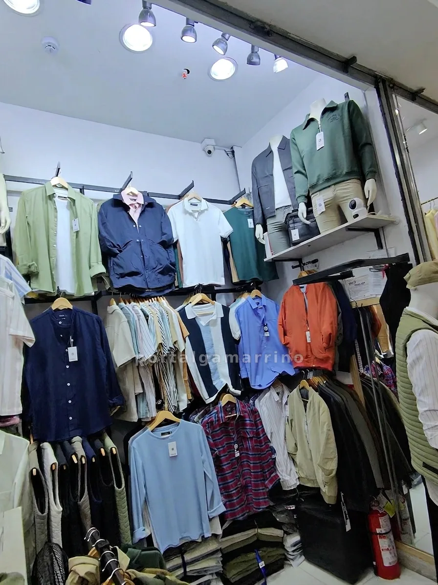 Tienda de ropa casual para hombre · Ropa y Moda · Ropa para hombre — foto 1