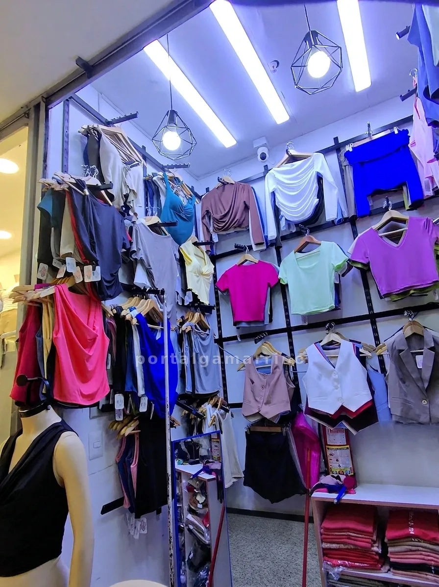 Tienda de tops y bodys para mujer · Ropa de Mujer · Tops y Corsets — foto 2