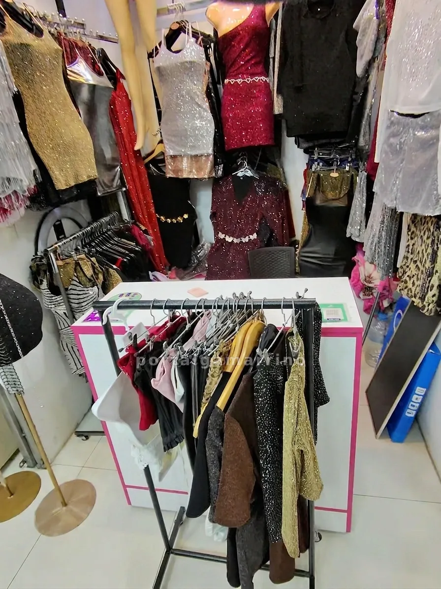 Tienda de vestidos y outfits de fiesta para mujer · Ropa de Mujer · Ropa Elegante para Mujer — foto 3