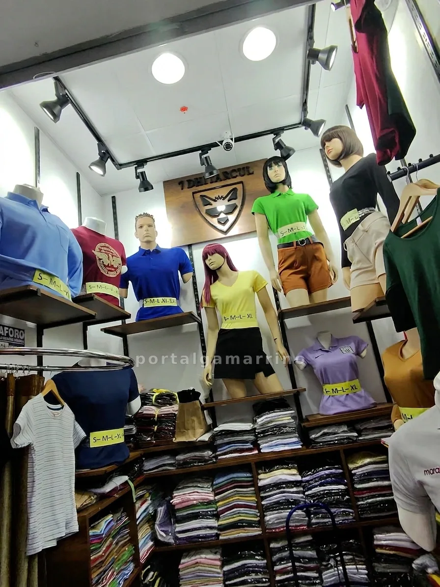 Tienda de polos y ropa casual para hombre y mujer · Ropa y Moda · Ropa para Hombre y Mujer — foto 1