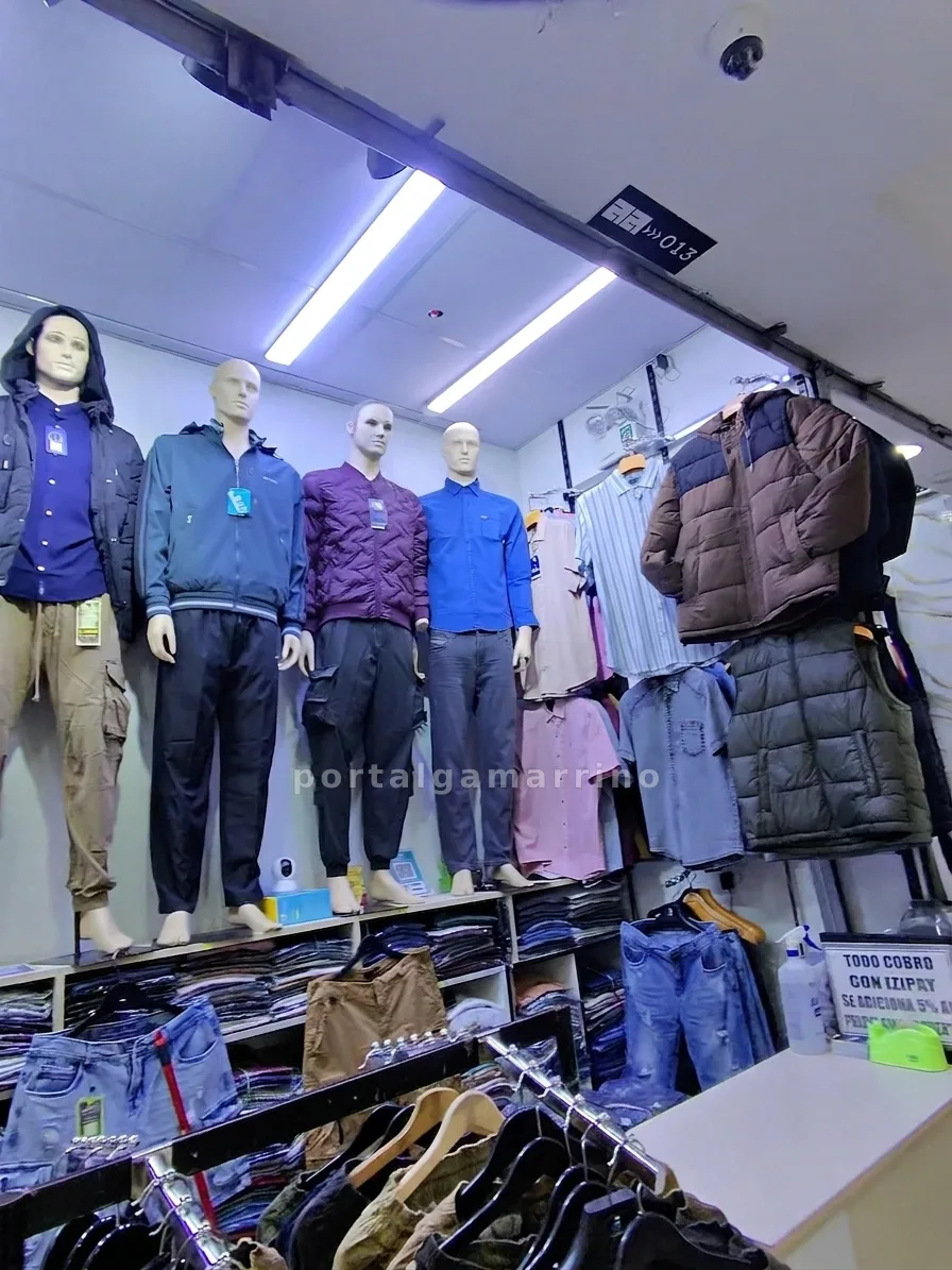 Tienda de casacas, camisas y jeans para hombre y mujer · Ropa y Moda · Ropa para Hombre y Mujer — foto 2