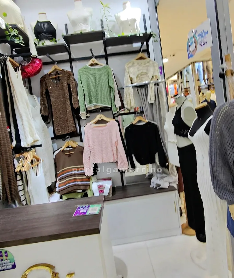 Tienda de chompas, tops tejidos y vestidos para mujer · Ropa de Mujer · Ropa para mujer — foto 1