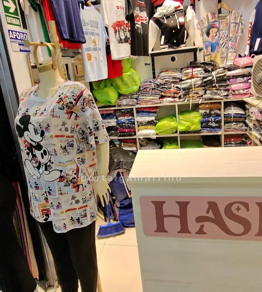 Tienda de polos y casacas estampadas para mujer · Ropa de Mujer · Ropa para mujer — foto 2