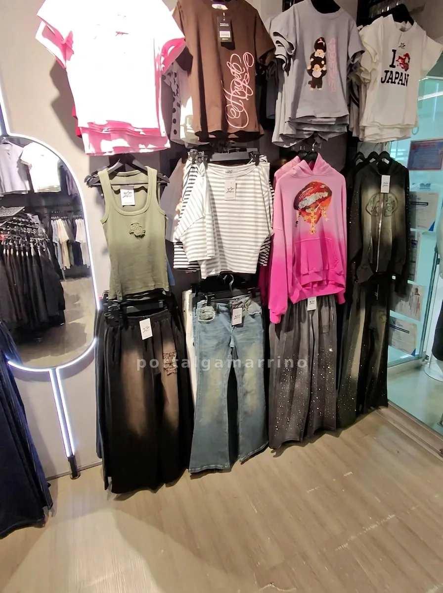 Tienda de ropa casual y urbana para mujer · Ropa de Mujer · Ropa para mujer — foto 2