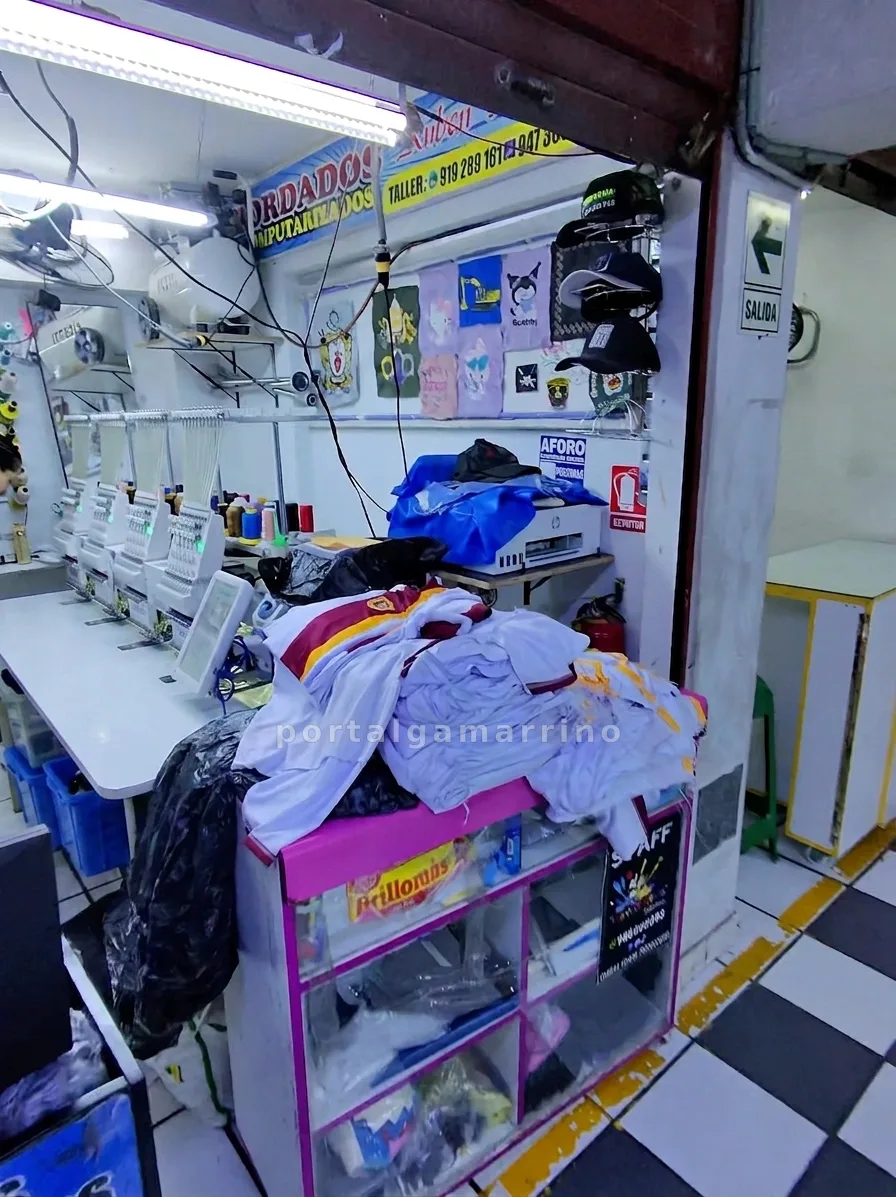 Taller de bordados y estampado textil · Estampado Textil · Bordado y personalización textil — foto 1