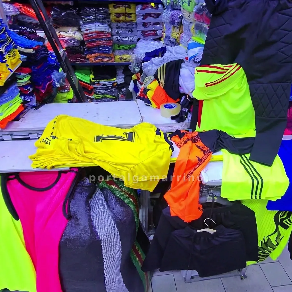 Tienda de camisetas y uniformes deportivos · Ropa Deportiva · Ropa Deportiva â foto 1