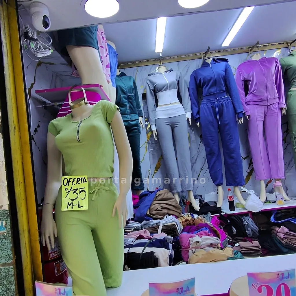 Tienda de conjuntos deportivos y pantalones para mujer · Ropa Deportiva · Leggings y Joggers para Mujer — foto 4