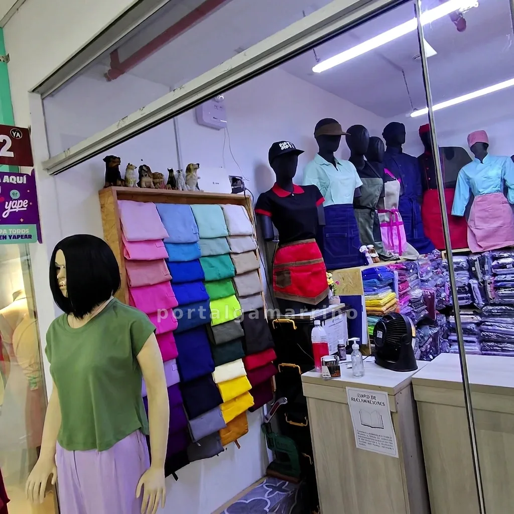 Tienda de uniformes de cocina y ropa corporativa · Uniformes y ropa corporativa · Mandiles — foto 3