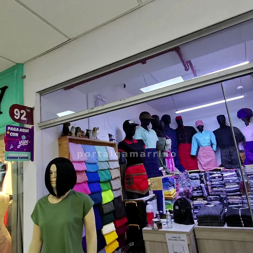 Tienda de uniformes de cocina y ropa corporativa · Uniformes y ropa corporativa · Mandiles — foto 4