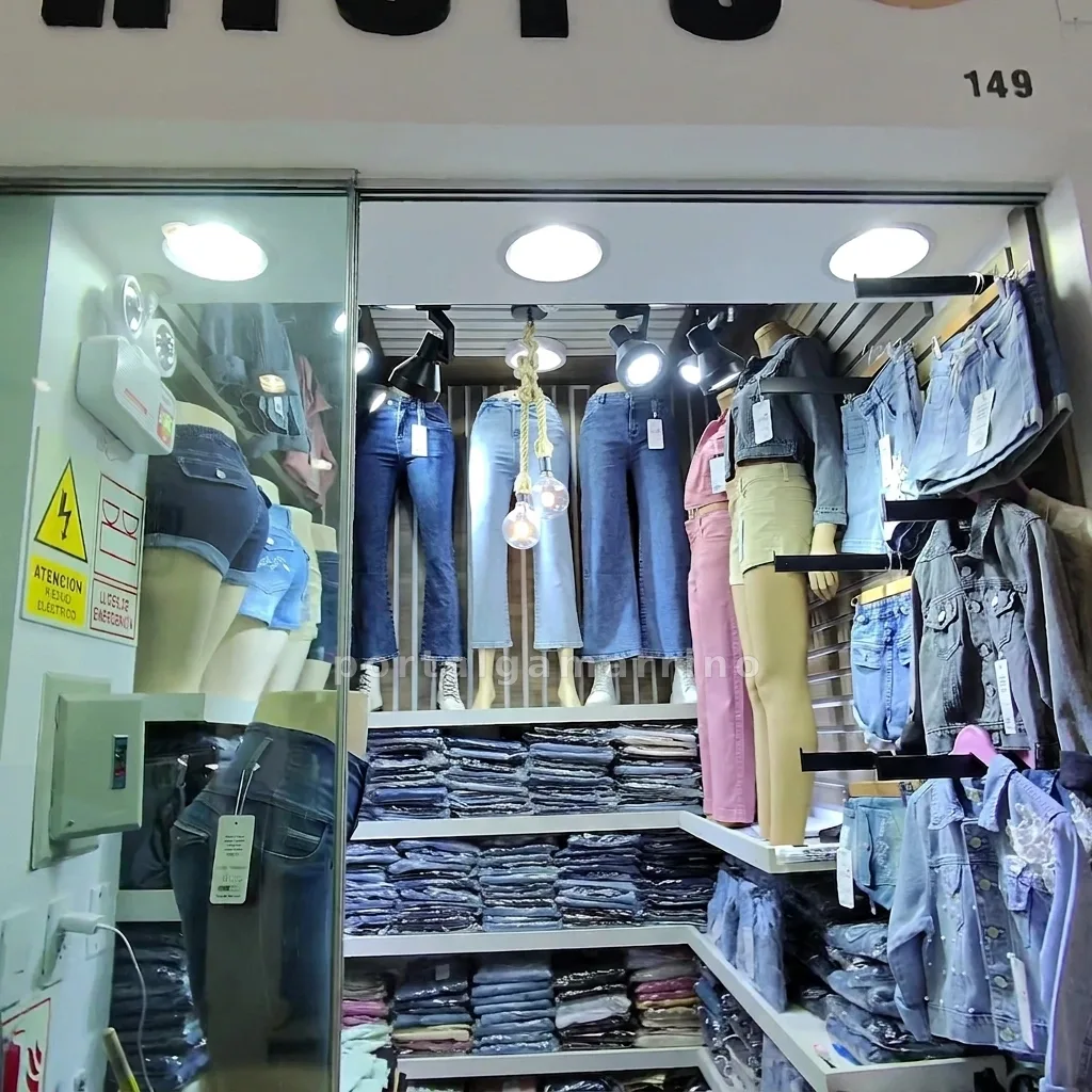 Tienda de jeans y casacas denim para mujer · Jeans · Jeans para Mujer — foto 4