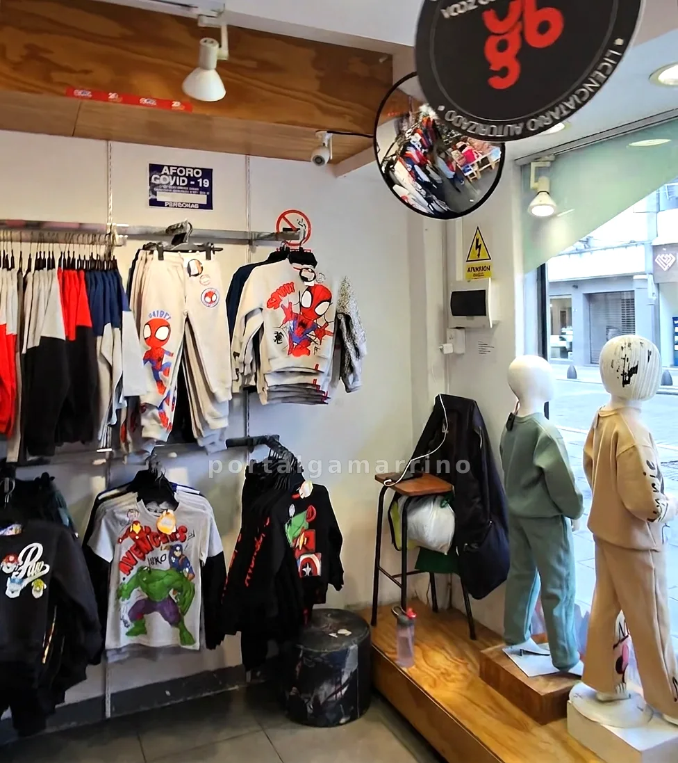 Tienda de ropa infantil con poleras y conjuntos · Ropa Infantil · Ropa para Niños y Niñas — foto 2