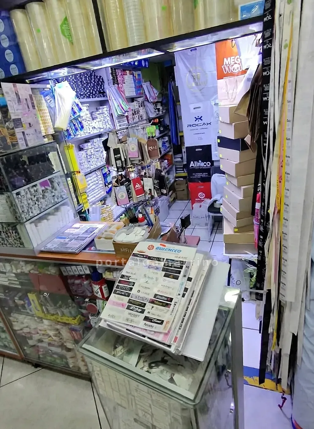 Tienda de etiquetas y empaques para ropa · Insumos para confección · Etiquetas y Placas — foto 2