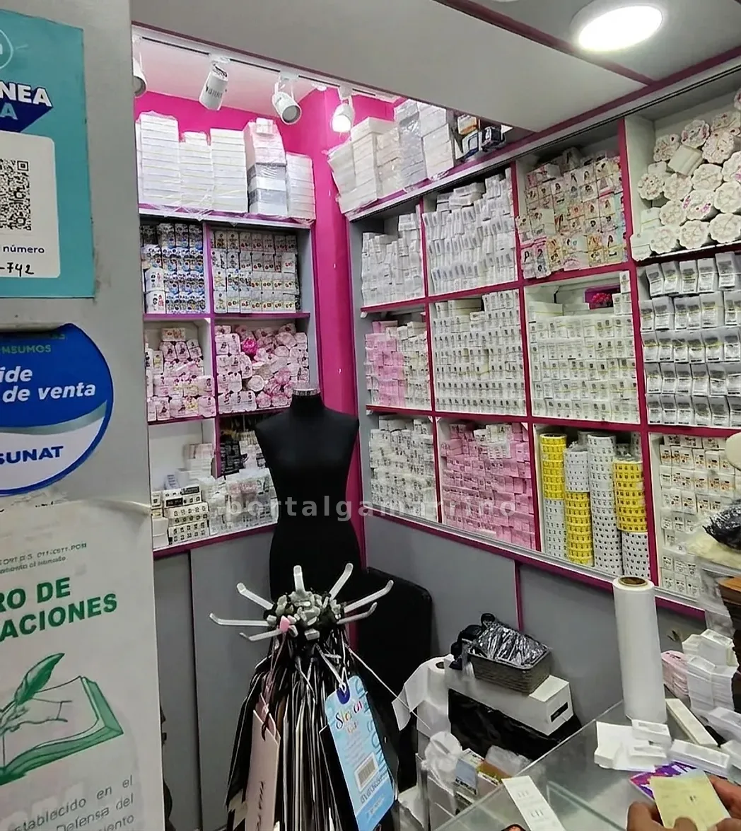 Tienda de etiquetas, marquillas y avíos textiles · Insumos para confección · Etiquetas y Placas — foto 1