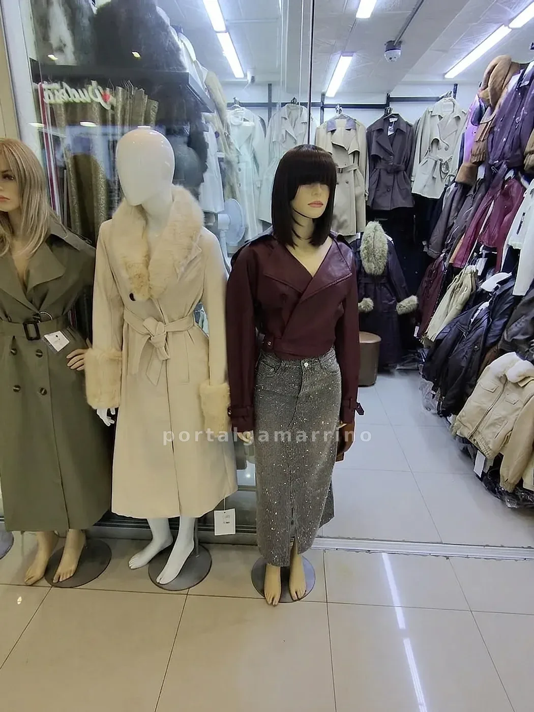 Tienda de casacas y abrigos para mujer · Ropa de Mujer · Abrigos Acolchados y Casacas — foto 4