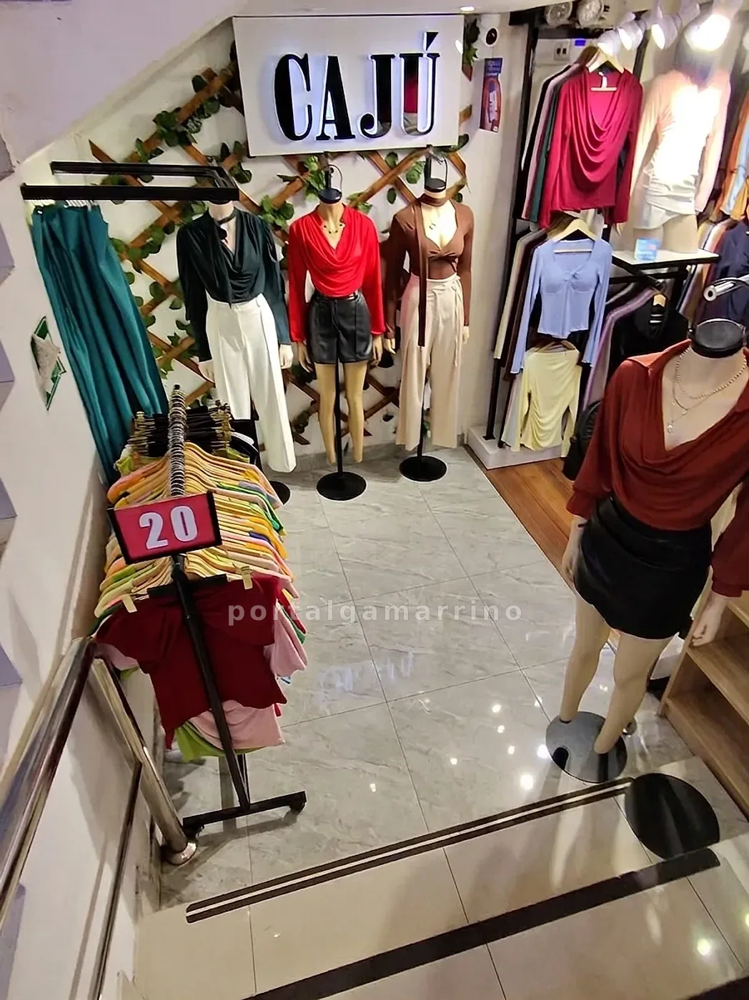 Tienda de blusas drapeadas y faldas para mujer · Ropa de Mujer · Ropa para mujer — foto 2