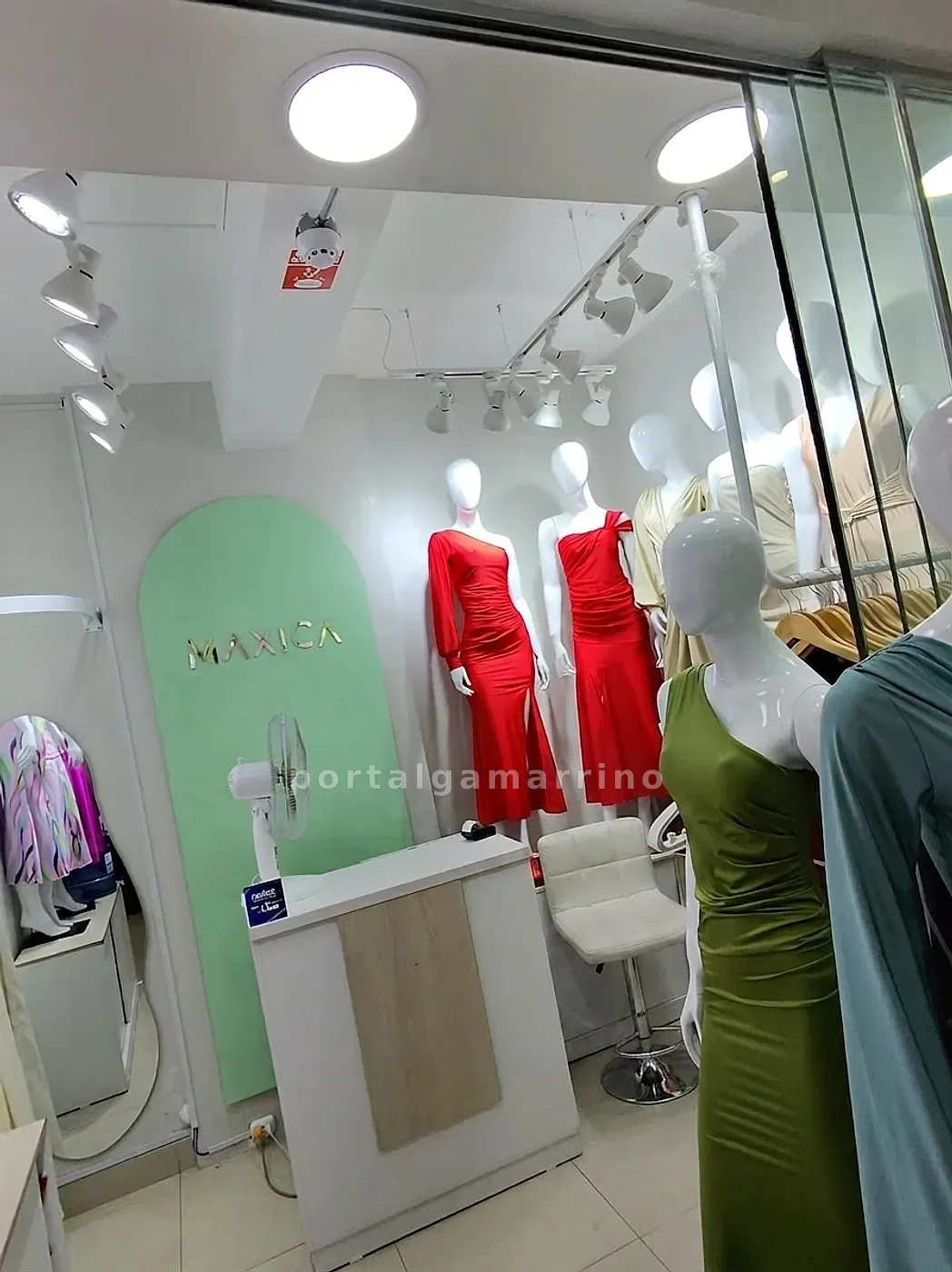 Tienda de vestidos elegantes para mujer · Ropa de Mujer · Ropa Elegante para Mujer — foto 2