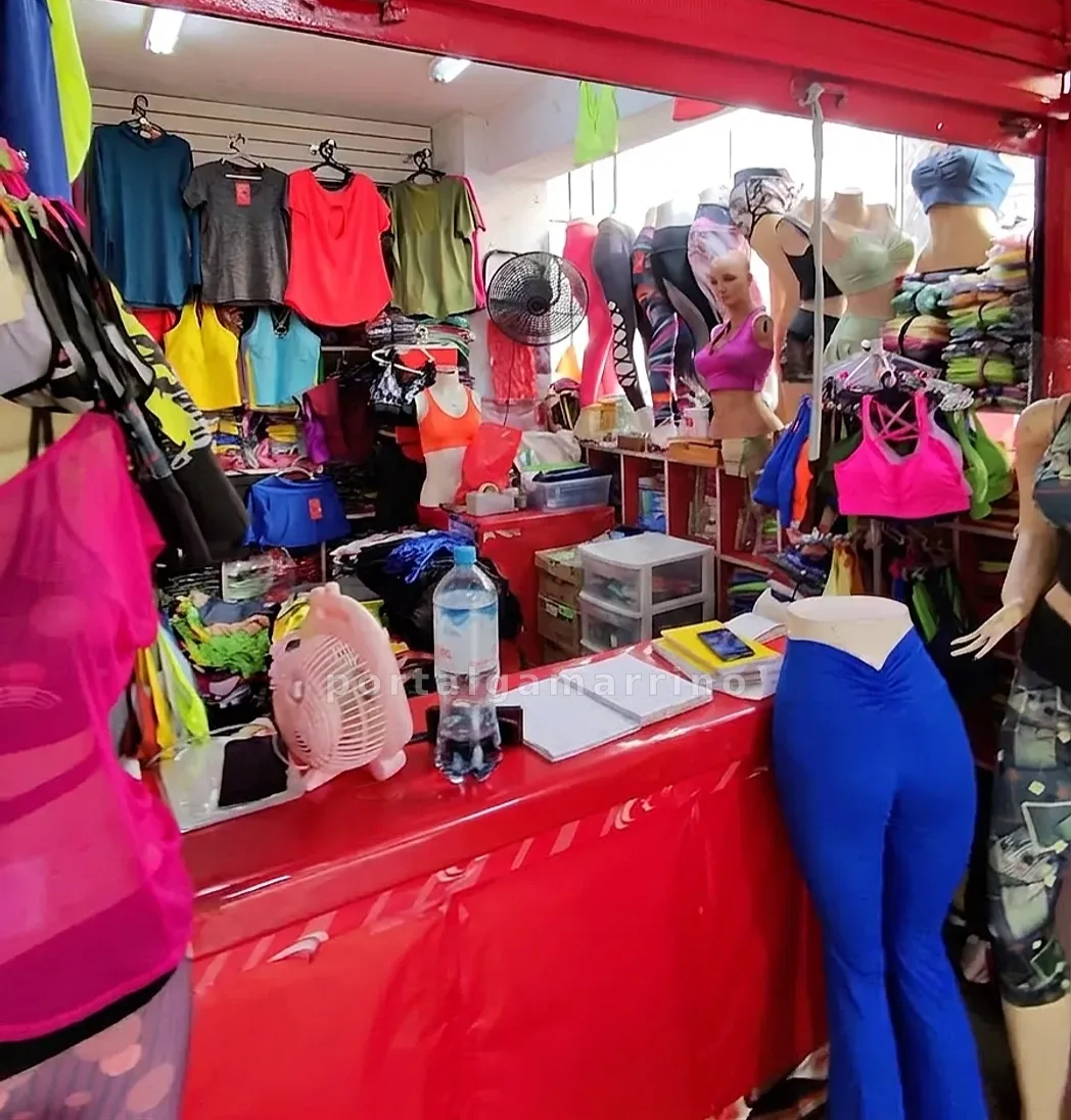 Tienda de ropa deportiva para mujer — Galería La Reyna