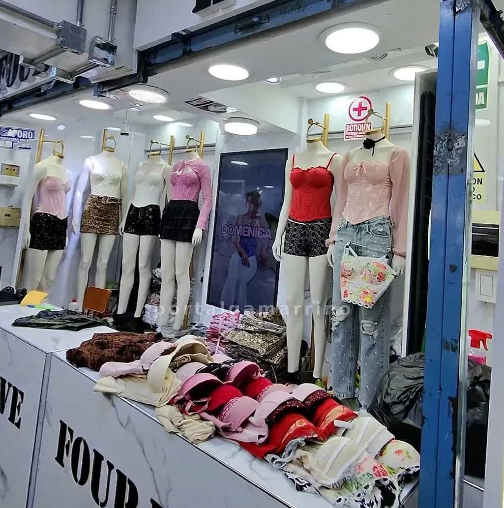 Tienda de tops, corsets y jeans para mujer · Ropa de Mujer · Tops y Corsets — foto 2