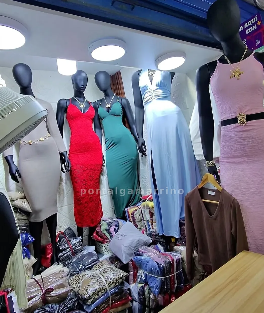 Tienda de ropa para mujer con vestidos, blusas, tops y pantalones · Ropa de Mujer · Ropa para mujer — foto 3