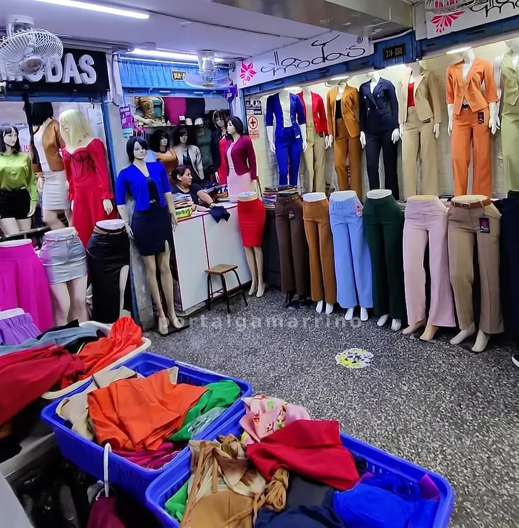 Tienda de ropa formal para mujer y ropa materna · Ropa de Mujer · Ropa Materna — foto 2