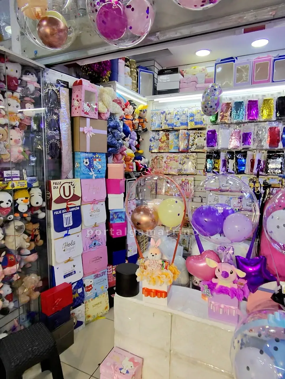 Tienda de regalos, globos y peluches · Merchandising · Variado — foto 2
