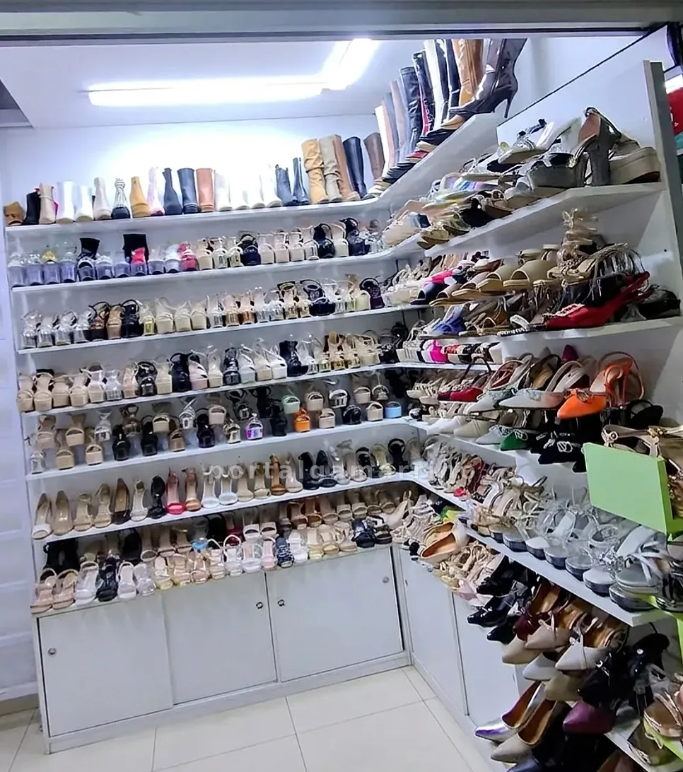 Tienda de zapatos y botas para mujer — C.C Gama Moda Plaza