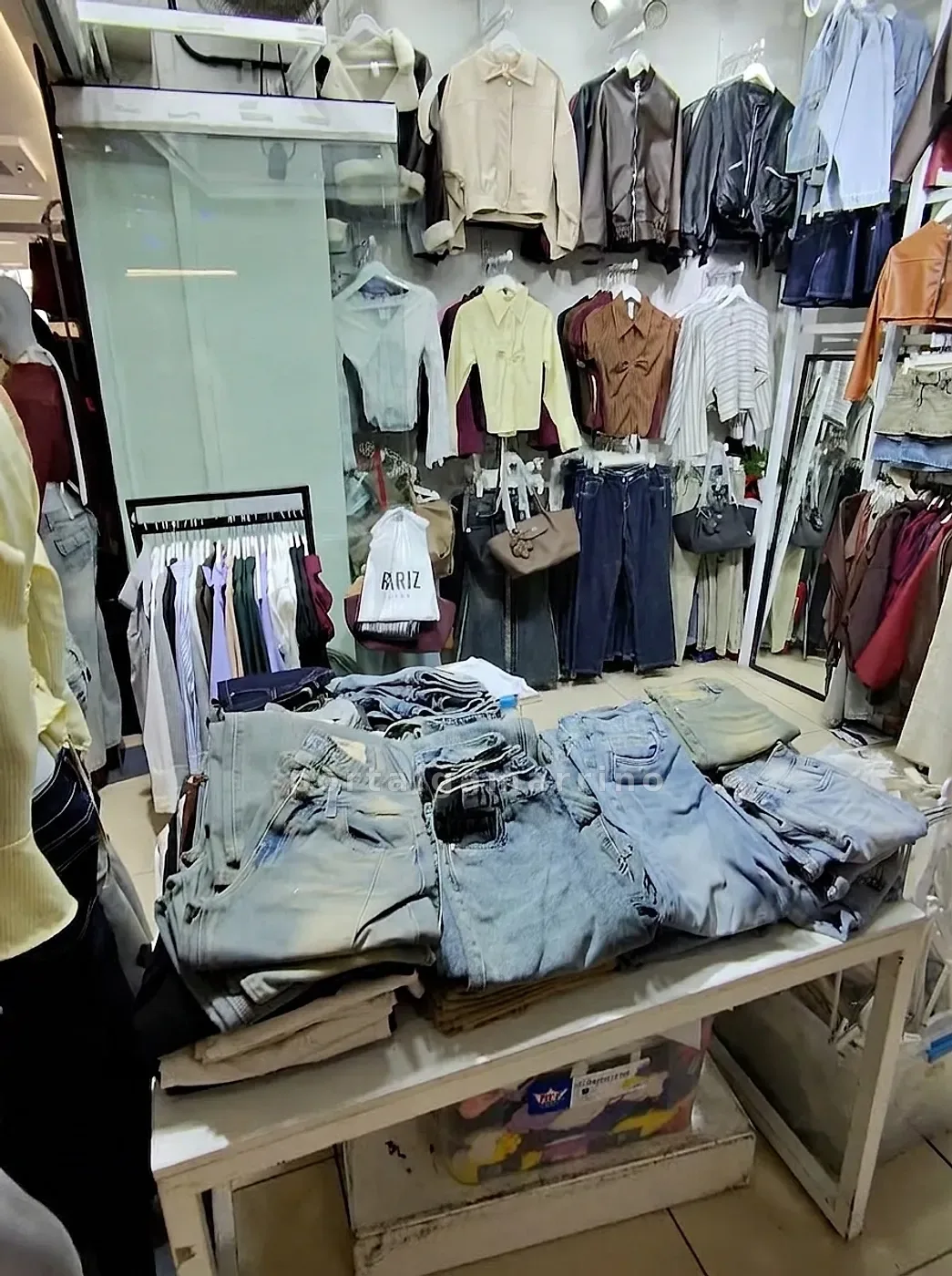 Tienda de moda femenina y jeans · Ropa de Mujer · Ropa para mujer — foto 2