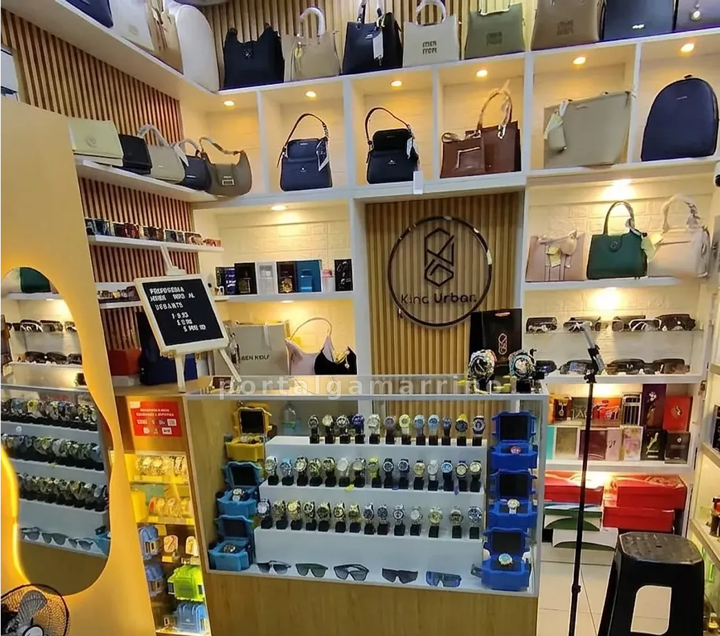 Tienda de carteras, relojes y lentes de sol · Accesorios · Carteras — foto 2