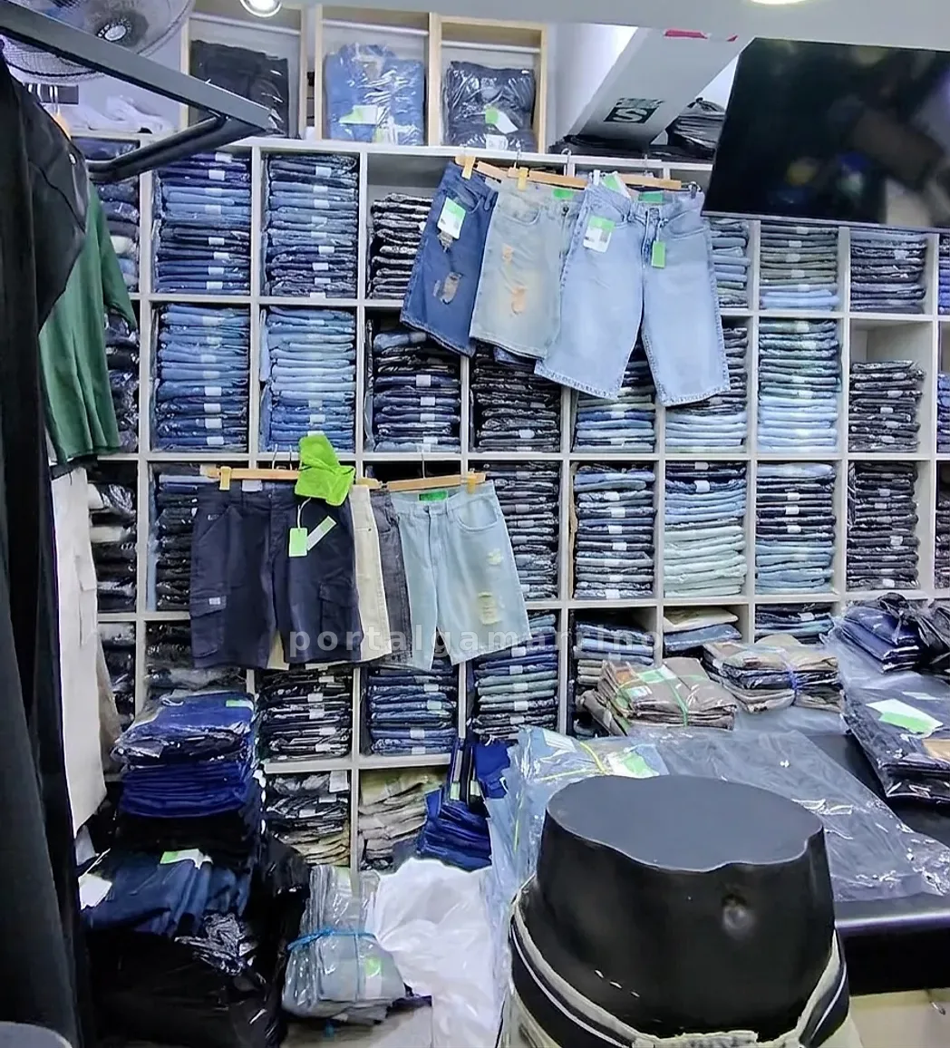 Tienda de jeans y shorts denim para hombre — Galería El Paraíso