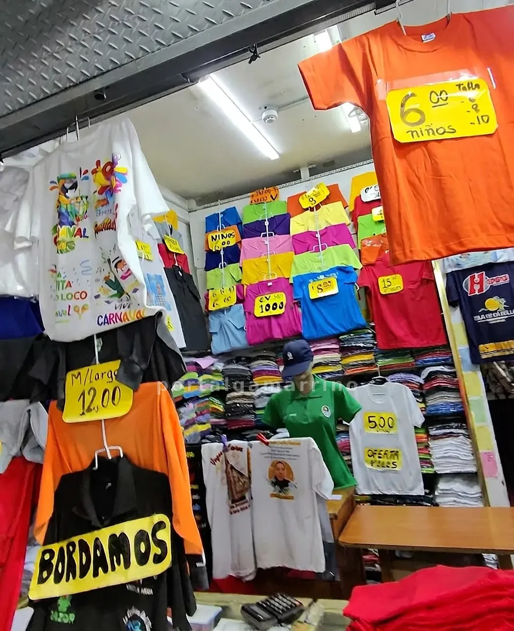 Tienda de polos básicos y estampados para niños y adultos · Ropa y Moda · Polos Básicos — foto 2