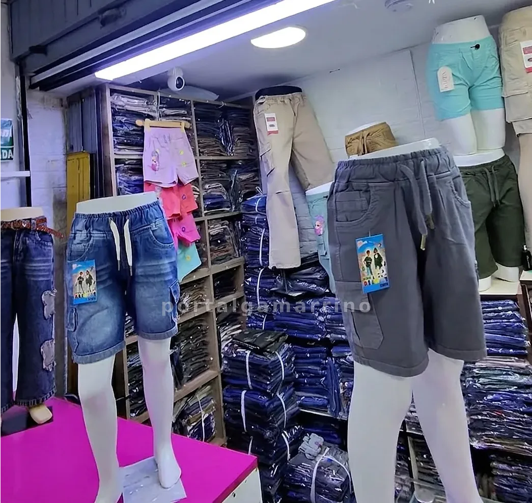 Tienda de jeans y shorts para hombre, mujer y niños — Galería Los Confeccionistas