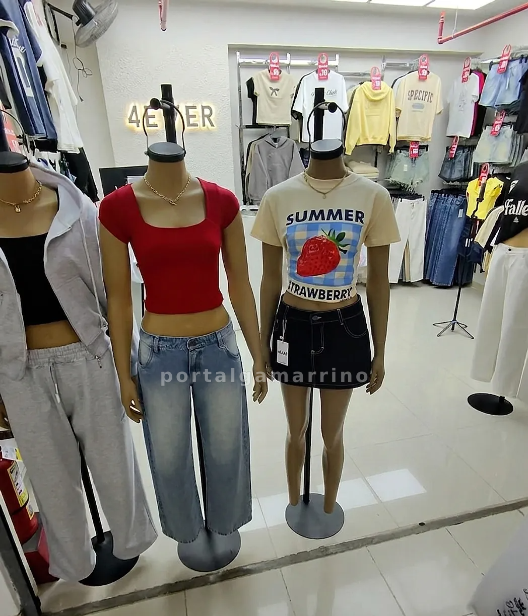 Tienda de moda juvenil para mujer con jeans y polos · Ropa de Mujer · Ropa para mujer — foto 3