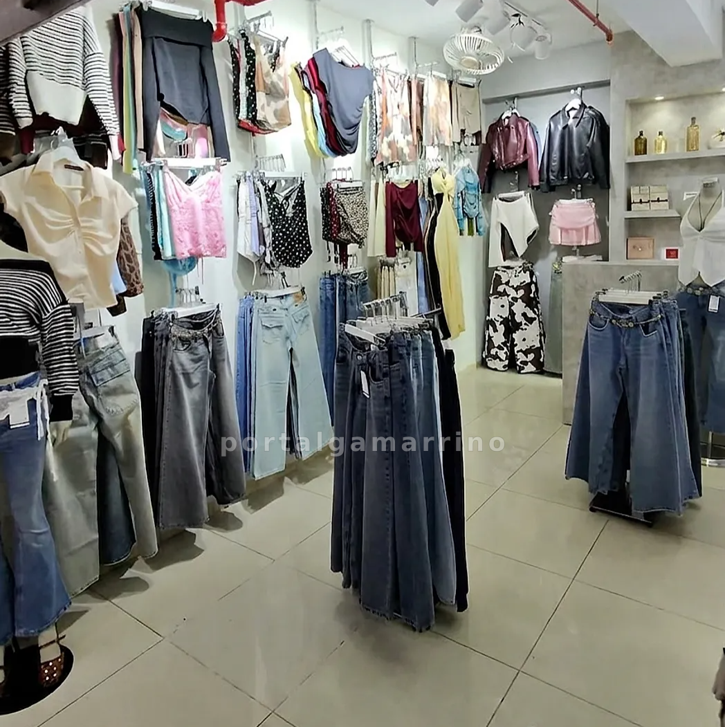 Tienda de jeans y ropa casual para mujer · Ropa de Mujer · Ropa para mujer — foto 2