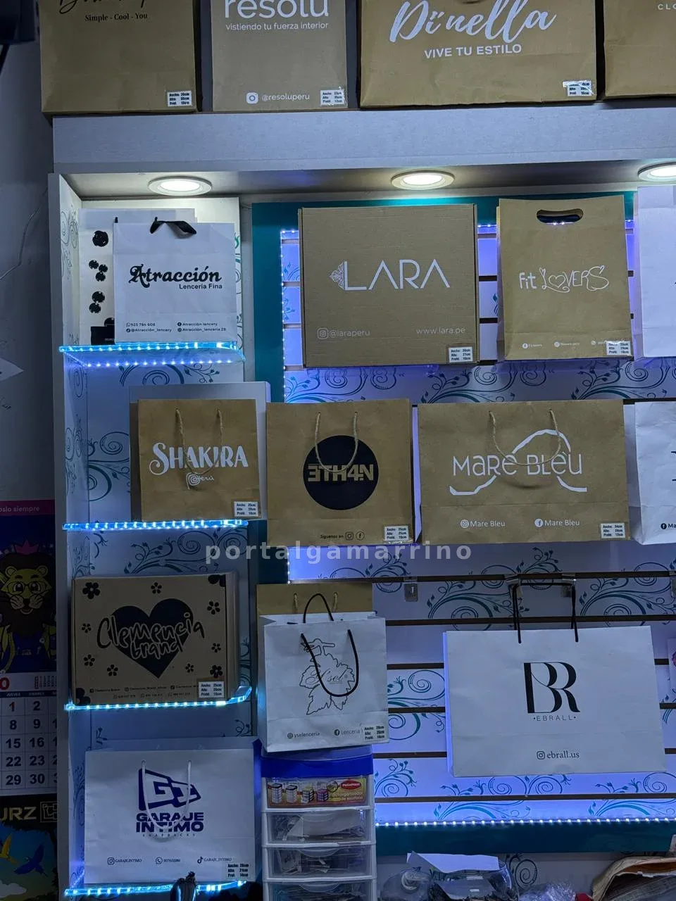 Venta de Etiquetas, Empaques y Accesorios para Ropa — Galería Leo